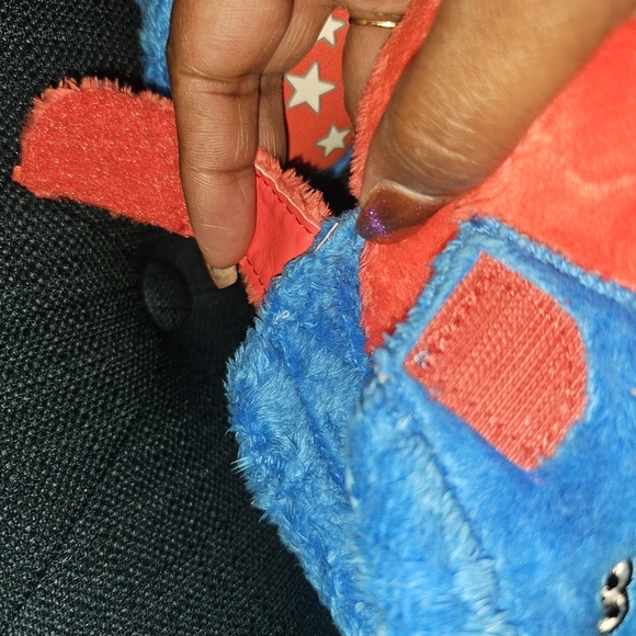 Sesame Street Kids Plush Slippers - Blue and Red - Picture 7 of 10